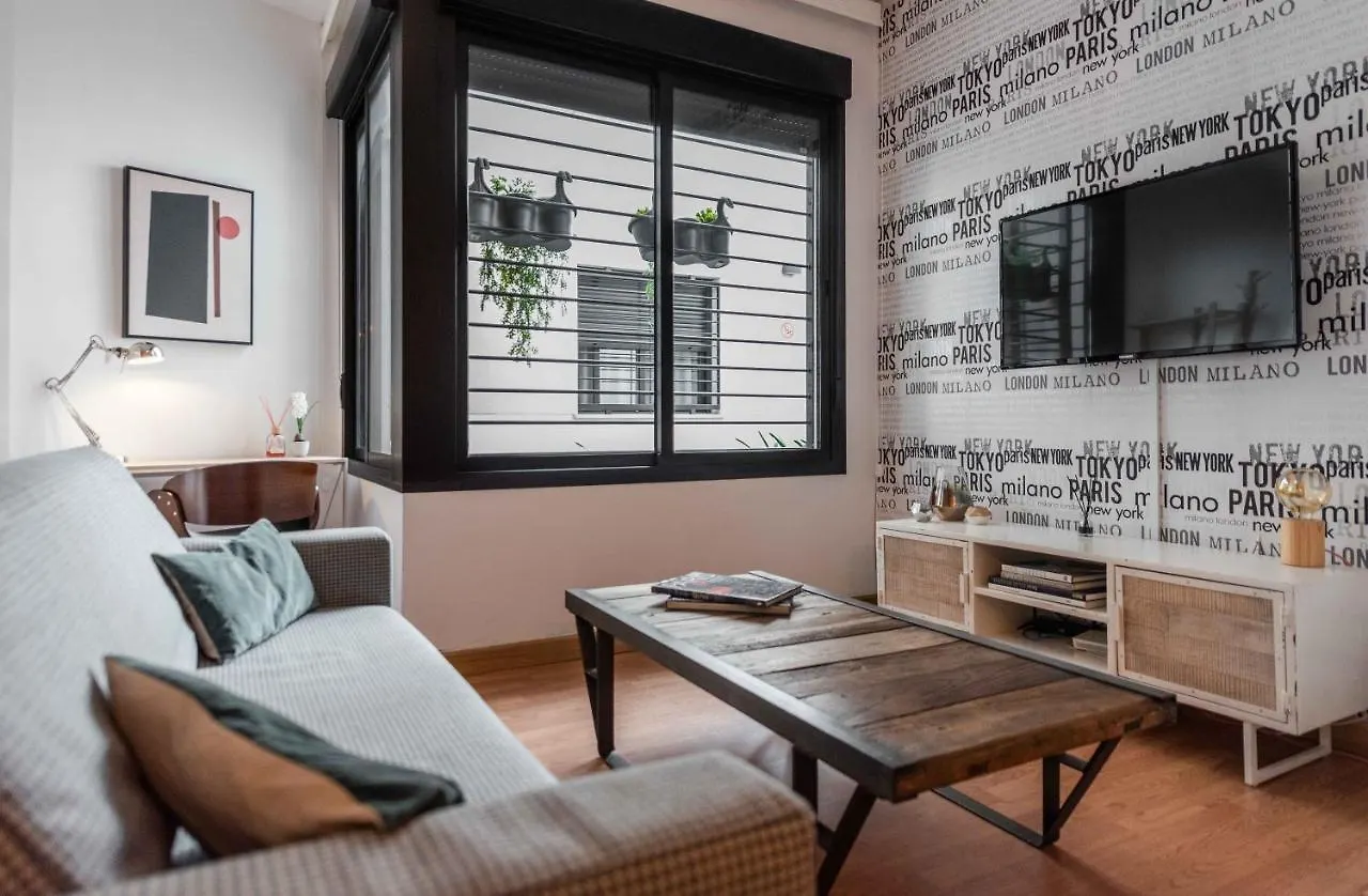 Urbanchicmalaga Historic Centre Free Parking Rooftop Pool 0*,